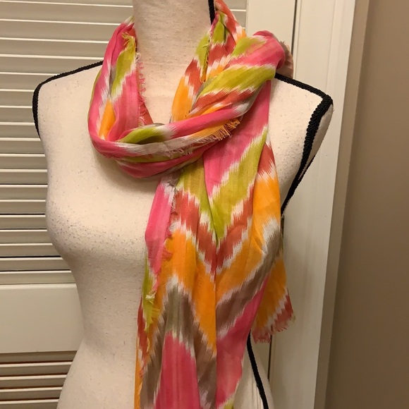 Scarf - Picture 2 of 4